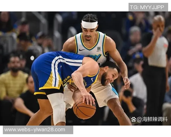 2014年步行者与勇士激战回顾：篮球场上的巅峰对决与精彩瞬间