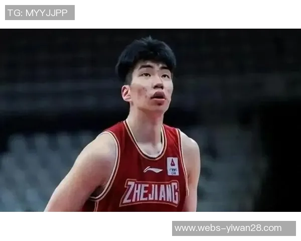 余嘉豪的成长之路与未来展望：从少年到明星的蜕变与奋斗历程